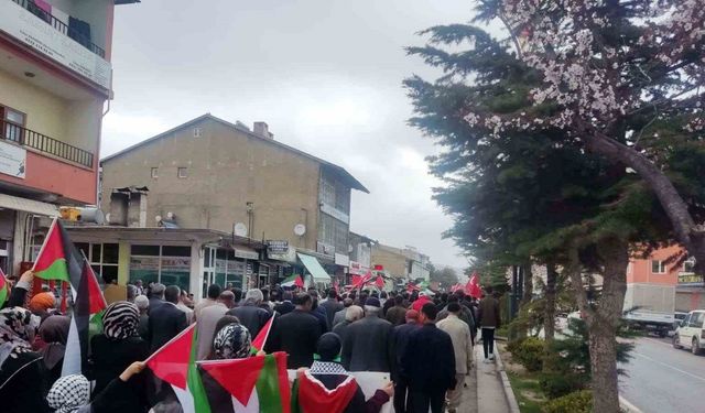 Ahlat’ta Filistin için yürüyüş düzenlendi