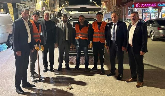 Alaca’da plastik yol butonları söküldü