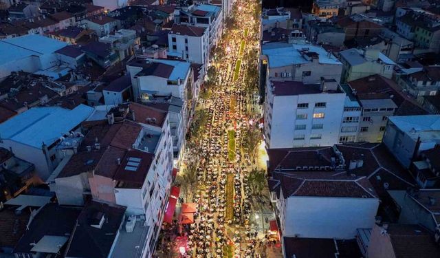 Başkan Yalım, iftar sofrasında binlerce vatandaşla bir araya geldi