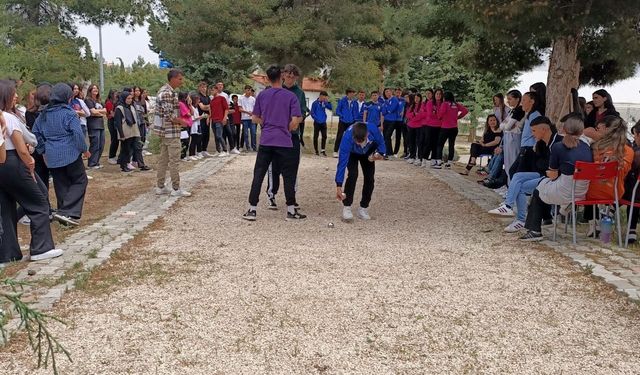 Burdur’da üretken bir nesil yetişiyor