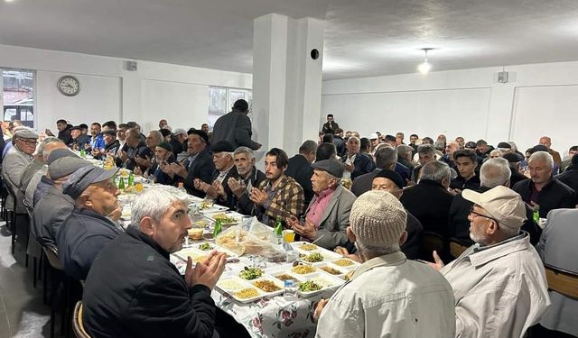 Evci köyünde geleneksel iftar yemeği