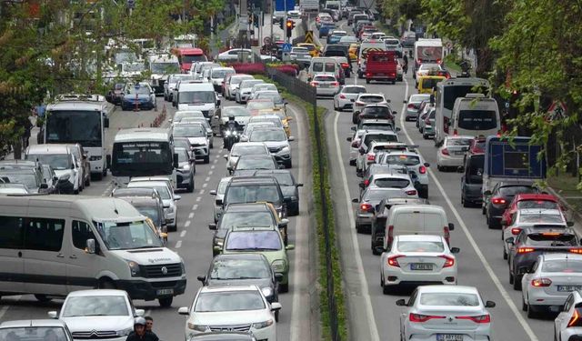 Karadeniz Sahil Yolu’nda trafik yoğunluğu