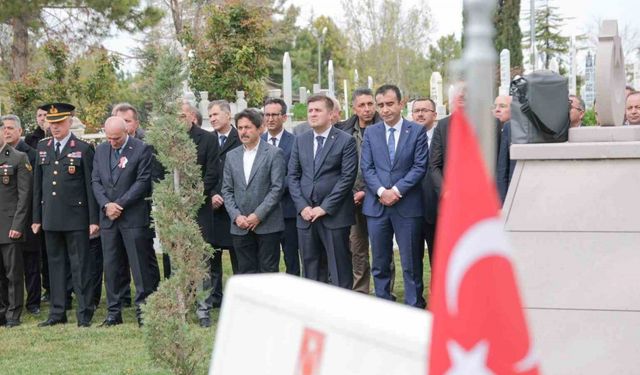 Karaman’da şehitlik ziyareti