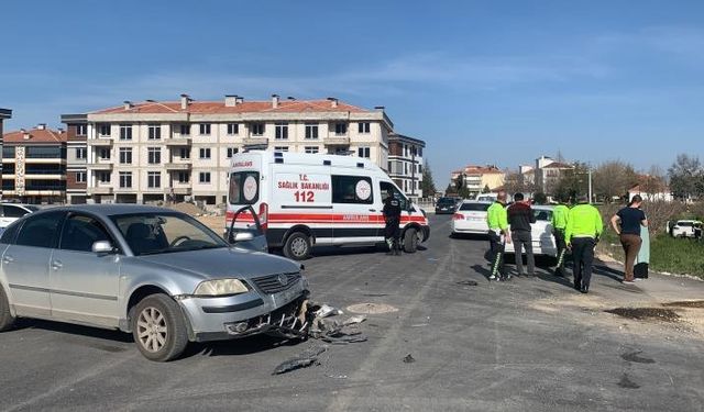 Kaza yapan otomobil elma bahçesine uçtu: 1 yaralı