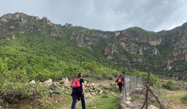 Siirt’te kayalıklardan düşen 1 kişi hayatını kaybetti