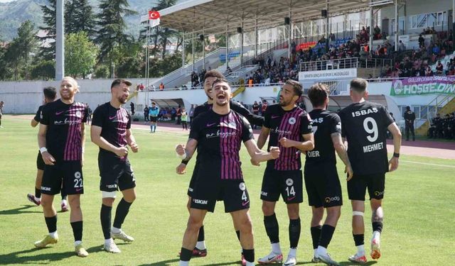 TFF 2. Lig: Isparta 32 Spor: 1 - İnegölspor: 1