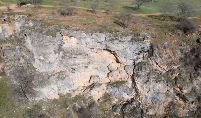 Tunceli’de kaya düşme tehlikesi bulunan mevkide inceleme yapıldı