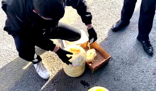 Uşak’ta 2 kilo 670 gram uyuşturucu madde ele geçirildi