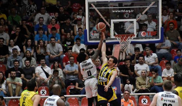 Basketbol Süper Ligi: Aliağa Petkimspor: 71 - Fenerbahce Beko: 100