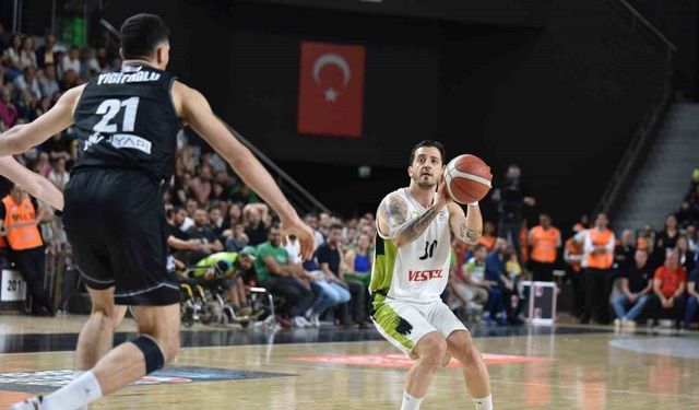 Basketbolda Beşiktaş yarı finalde