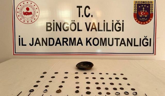 Bingöl’de 63 adet obje ele geçirildi: 2 gözaltı