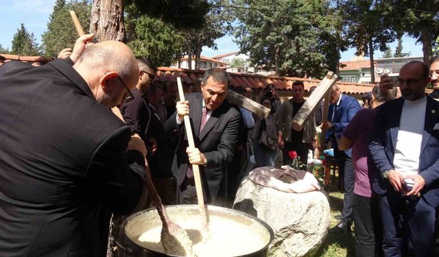 Burdur’da Türk Mutfağı Haftası yöresel yemeklerin tanıtılması ile başladı