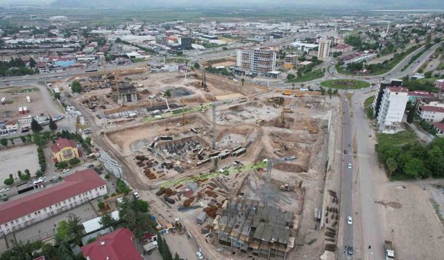 Depremin merkez üssünde ağır hasarlı binaların yıkımı yüzde 94’e yükseldi