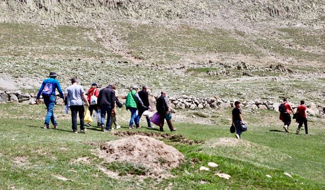 Evliya Çelebi’nin Seyahatnamesi’nde geçen bölge gezginlerce ziyaret edildi