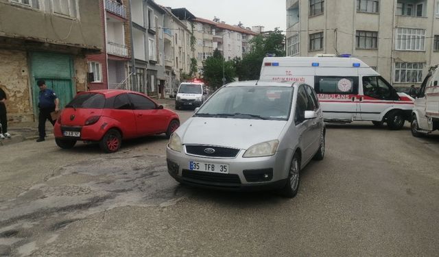 Isparta’da iki otomobil çarpıştı: 1 yaralı