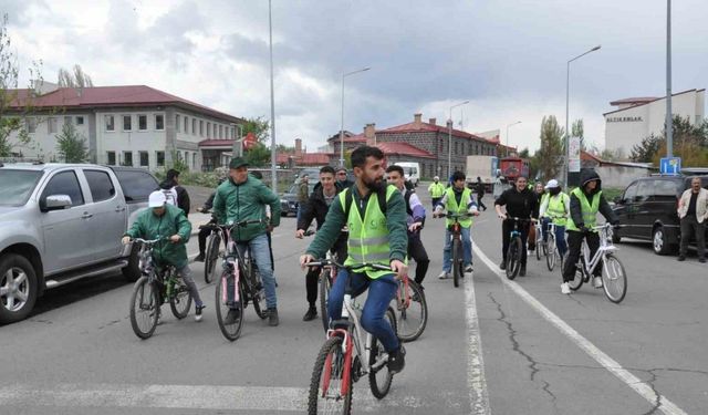 Kars’ta 11.Yeşilay Bisiklet Turu