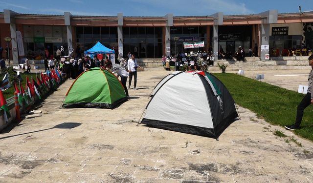 Kırklareli’de üniversite öğrencilerinden Filistin’e destek