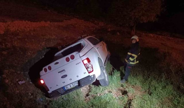 Mardin’de kamyonet devrildi: 3 yaralı