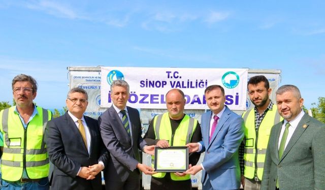 Sinop İl Özel İdaresine sıfır atık belgesi