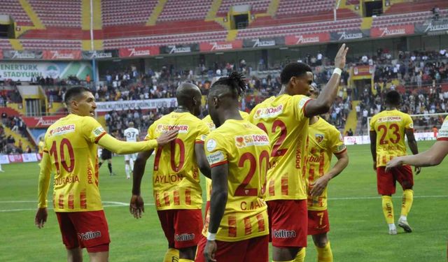 Süper Lig: Kayserispor: 1 - Konyaspor: 1 (İlk yarı)