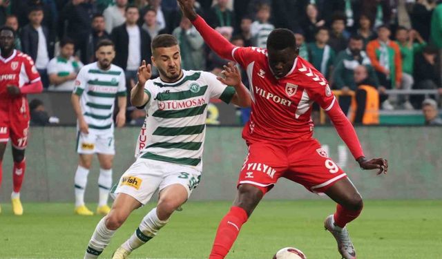 Trendyol Süper Lig: Konyaspor: 3 - Samsunspor: 0 (İlk yarı)