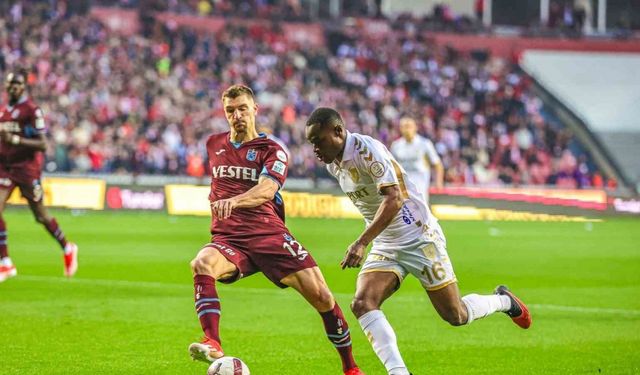 Trendyol Süper Lig: Samsunspor: 3 - Trabzonspor: 1 (Maç sonucu)