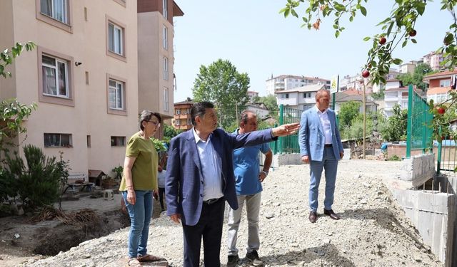 Çalışmaları alanda denetledi