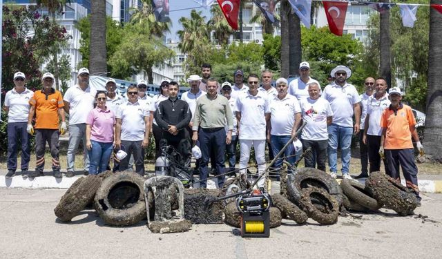 Denizden çıkan çöpler yine şaşırtmadı