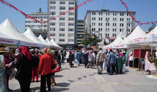 Halk eğitim kurslarında sergi zamanı