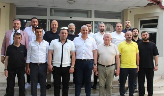 Isparta 32 Spor’da yönetim görev dağılımını yaptı