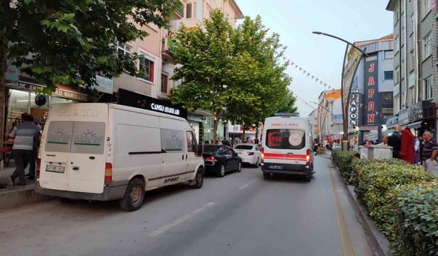 Saklandığı yerden ağlayarak  çıktı, kimse ne olduğunu anlayamadı