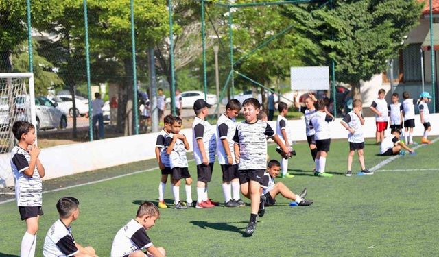 Başkan Dinçer: “Çocuklarımıza sağlıklı yaşamı ve sporu sevdirdik”