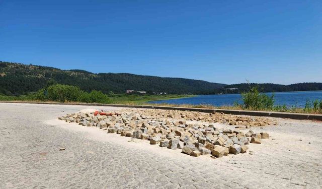 Bolu’nu doğa harikasının yolları güzelleştiriliyor