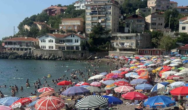 Halk plajına yoğun ilgi