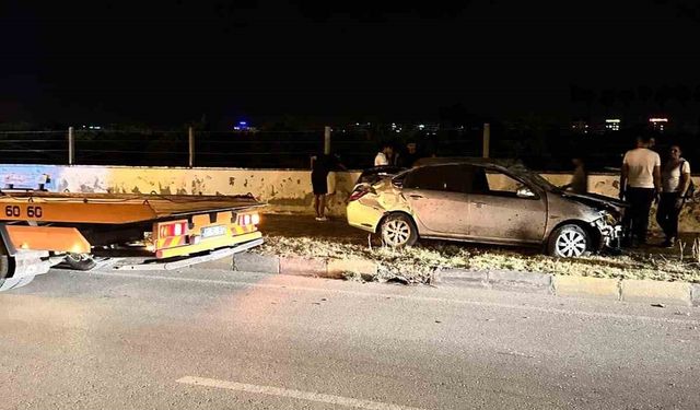 Hatay’da kontrolden çıkan araç takla attı: 1’i ağır 2 yaralı