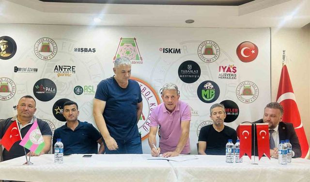 Isparta 32 Spor’da Teknik Direktör Fuat Buruk dönemi başladı