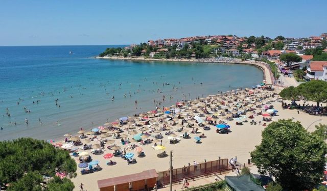 Kandıra’daki bazı sahillerde denize girmek yasaklandı