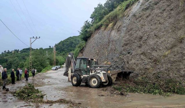 Ordu’da iki ilçeyi sel vurdu: Evler sular altında kaldı, tarım arazileri zarar gördü