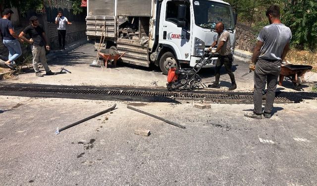 Su taşkınlarının önüne geçmek için mazgallarda çalışma