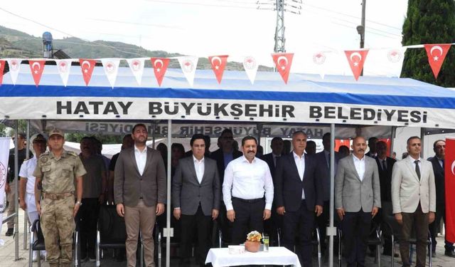 Tarım merkezi Hatay’da depremzede üreticiye can suyu