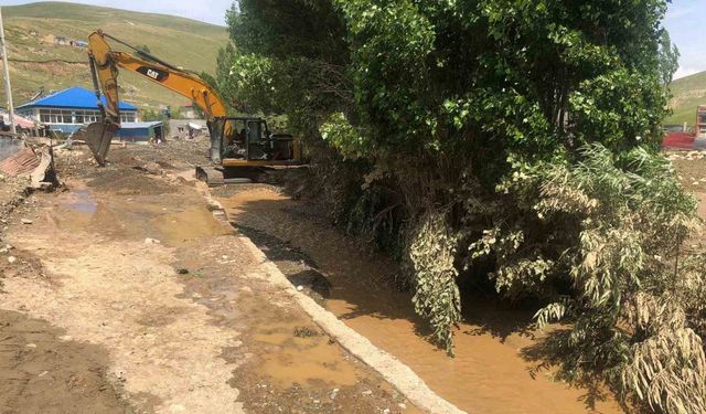 Tekman’da selin verdiği hasar gün yüzü ile ortaya çıktı