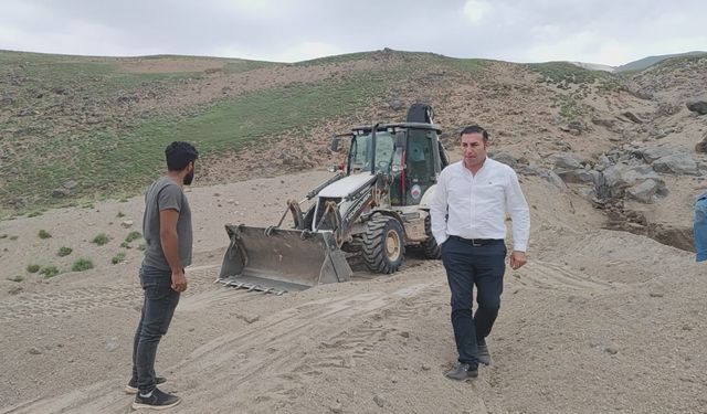 Türkiye’nin en yüksek üçüncü dağı Süphan Dağına yol açma çalışması