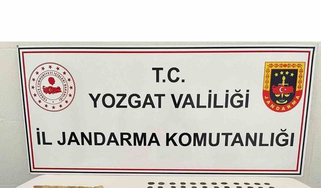 Yozgat’ta papirüs kağıdı ve 124 sikke ele geçirildi