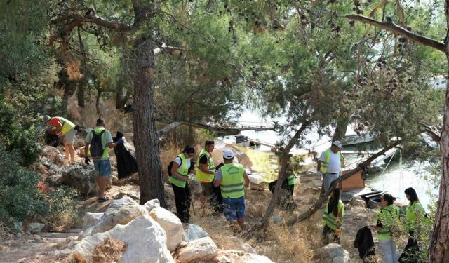 Bodrum’daki temizlik seferberliği Torba’da devam etti