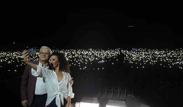 Burhaniye’de festival hız kesmeden devam ediyor