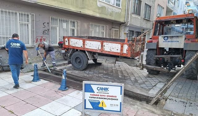 Canik’te sağanağa karşı önlem