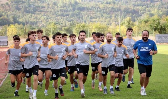 Devrek Belediyespor’da yeni sezon hazırlıkları başladı