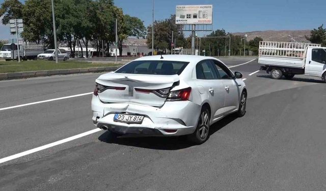 Elazığ’da trafik kazası: 3 yaralı