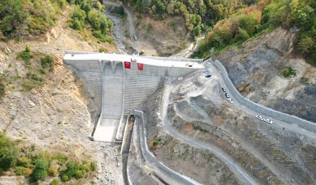 Eldeş hazneli barajı su tutmaya başlıyor