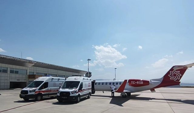 Hasta bebekler uçak ambulansla İstanbul’a sevk edildi